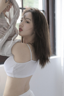 八尺夫人电影