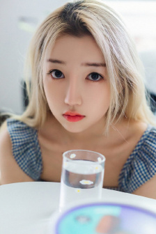 箱中女2
